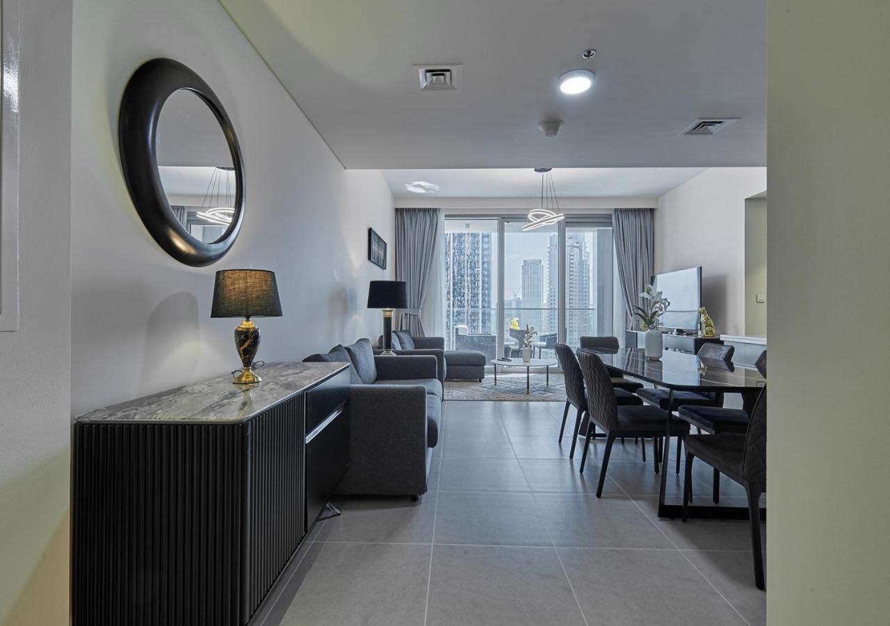 Majestic Forte2 3br 17th- Burj Khalifa & Fountain View *