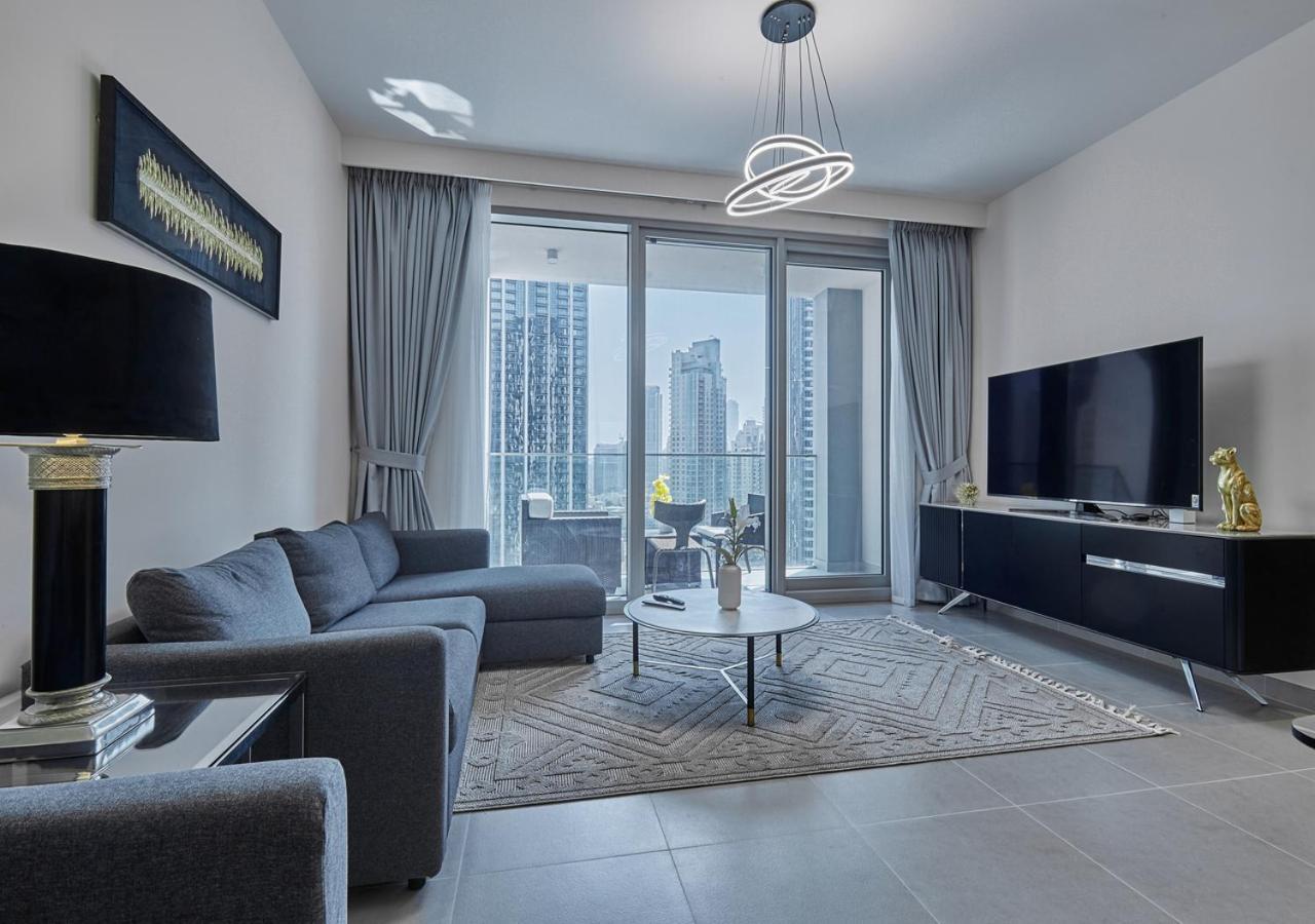 Majestic Forte2 3br 17th- Burj Khalifa & Fountain View Apartment *