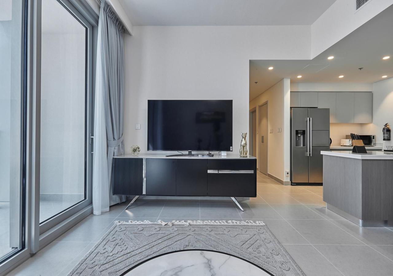 Majestic Forte2 3br 17th- Burj Khalifa & Fountain View Apartment