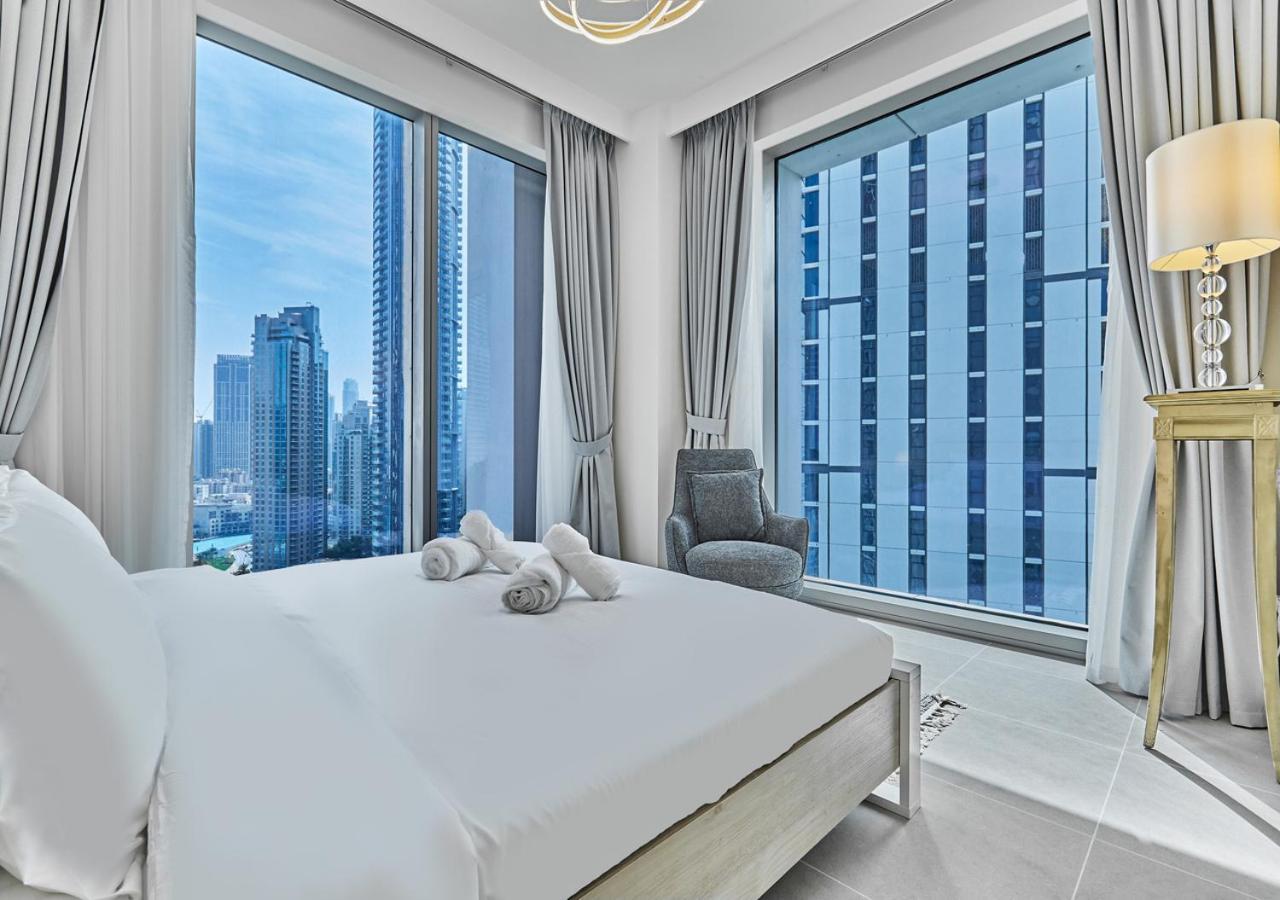 Majestic Forte2 3br 17th- Burj Khalifa & Fountain View Apartment *