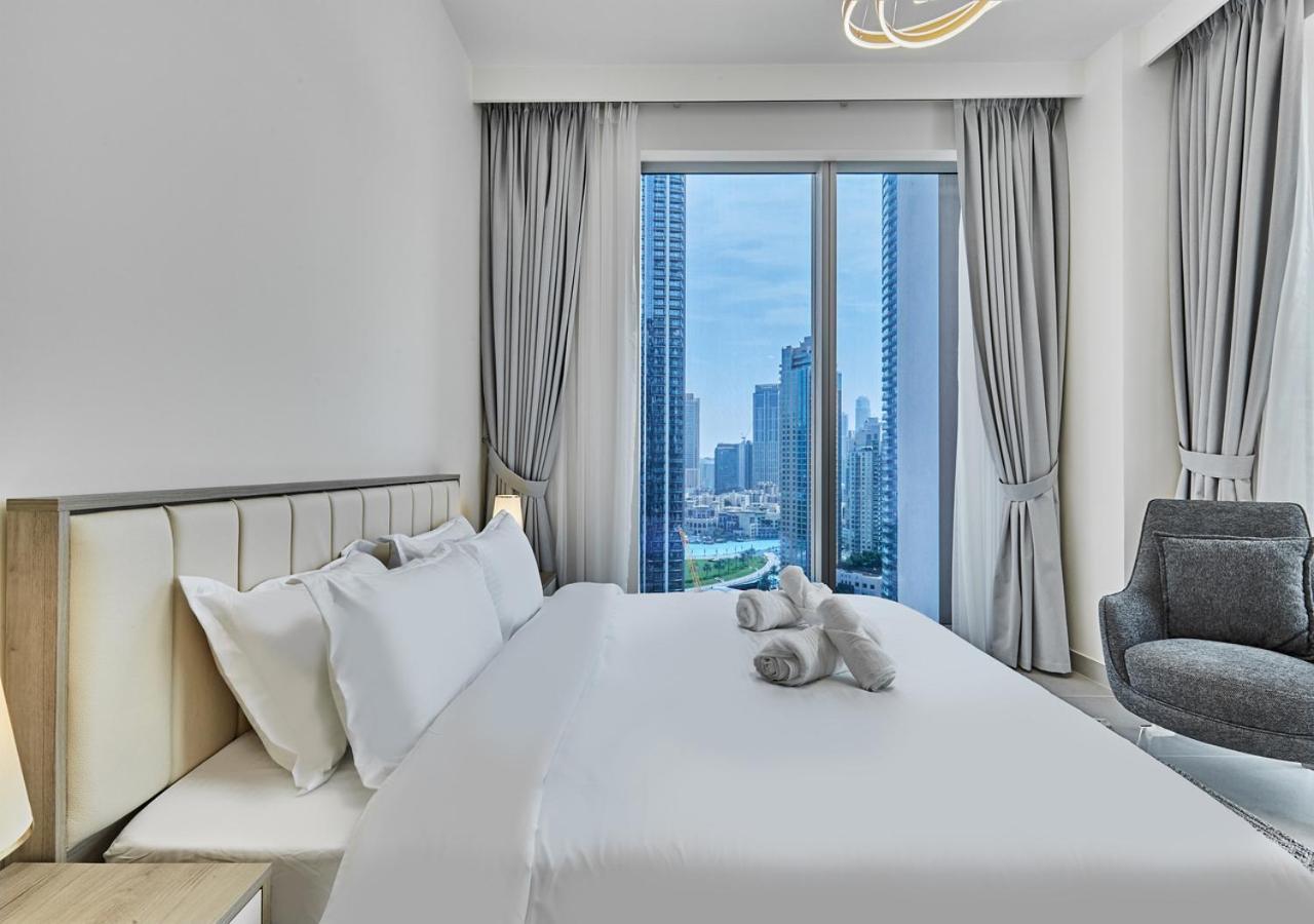 Majestic Forte2 3br 17th- Burj Khalifa & Fountain View Dubai