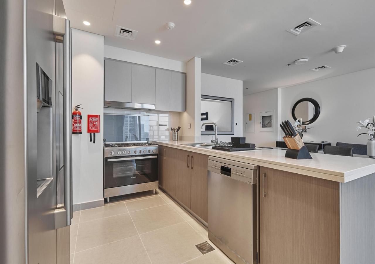 Apartment Majestic Forte2 3br 17th- Burj Khalifa & Fountain View