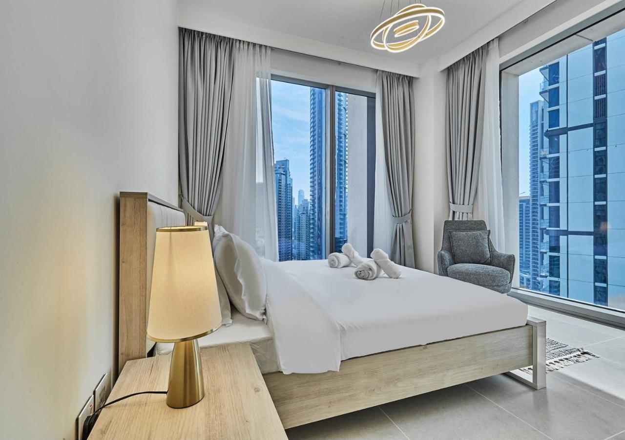 Majestic Forte2 3br 17th- Burj Khalifa & Fountain View Apartment *